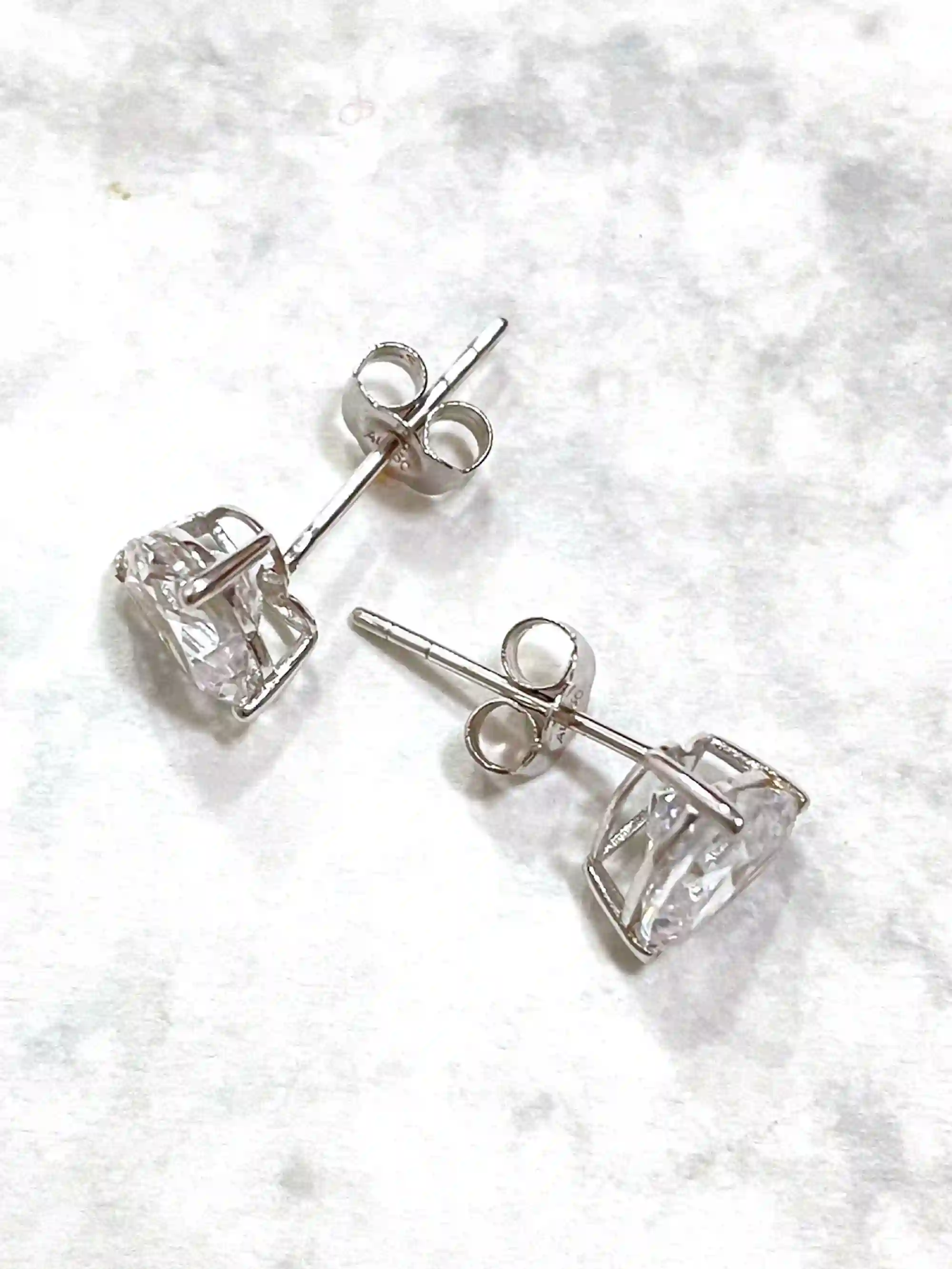 2carat Heart Shaped Diamond Earrings HANDMADE SOLID 18K White Gold Earrings Studs diamond Heart Jewelry for women 6.5mm Heart Diamond Studs 