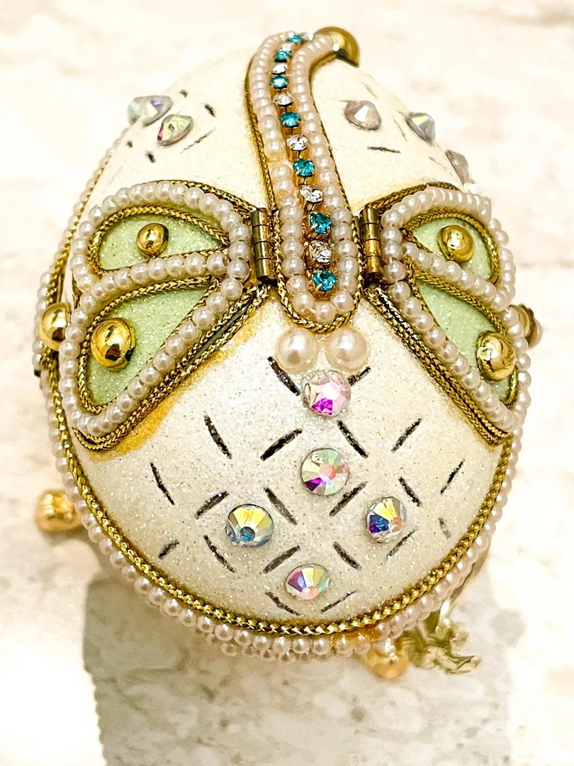 Couple NATURAL Fabergé Egg style Musical Pure GOLD Fabergé Jewelry Box Faberge Egg Trinket Box Crystal Diamond Wedding Anniversary Handmade.