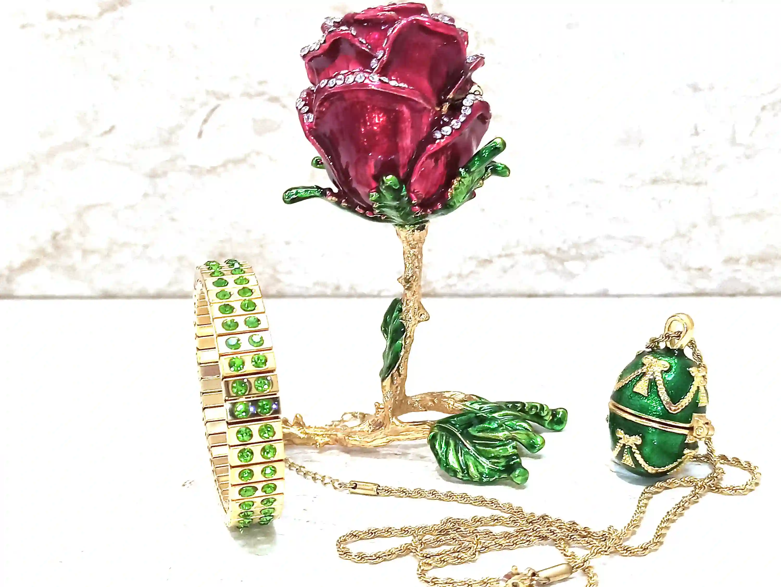 Valentine Luxurious Gift - Green Faberge egg Valentine's day Jewelry SET - Rose Jewelry box + Faberge style egg Locket + Bracelet - 24k GOLD 