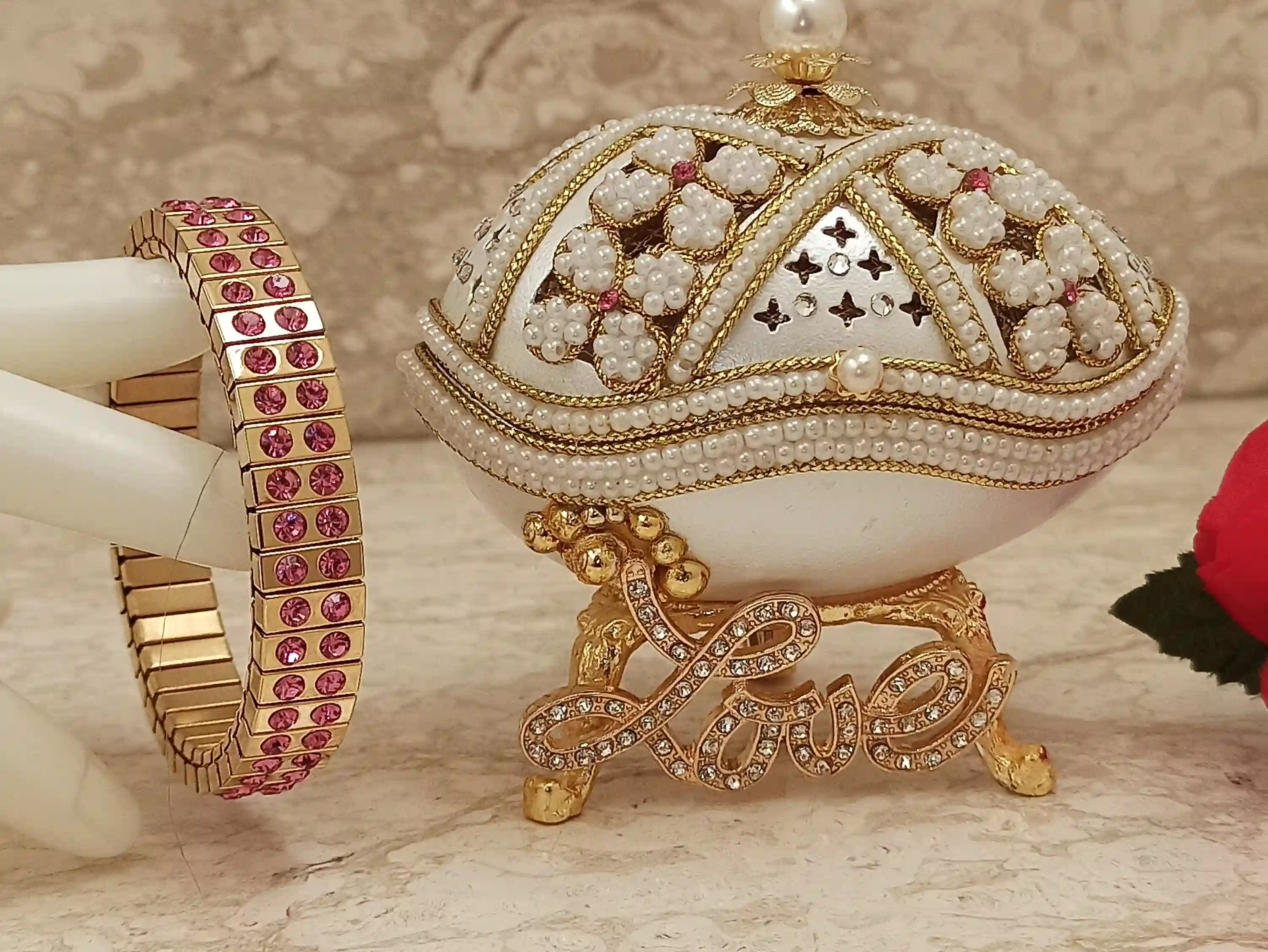 Love Trinket Luxury Gift ONE OfA Kind Pearl Jewelry box Faberge Music Natural HANDCARVED Egg 900 Pearl Austrian Crystal Diamond Bracelet 24k 