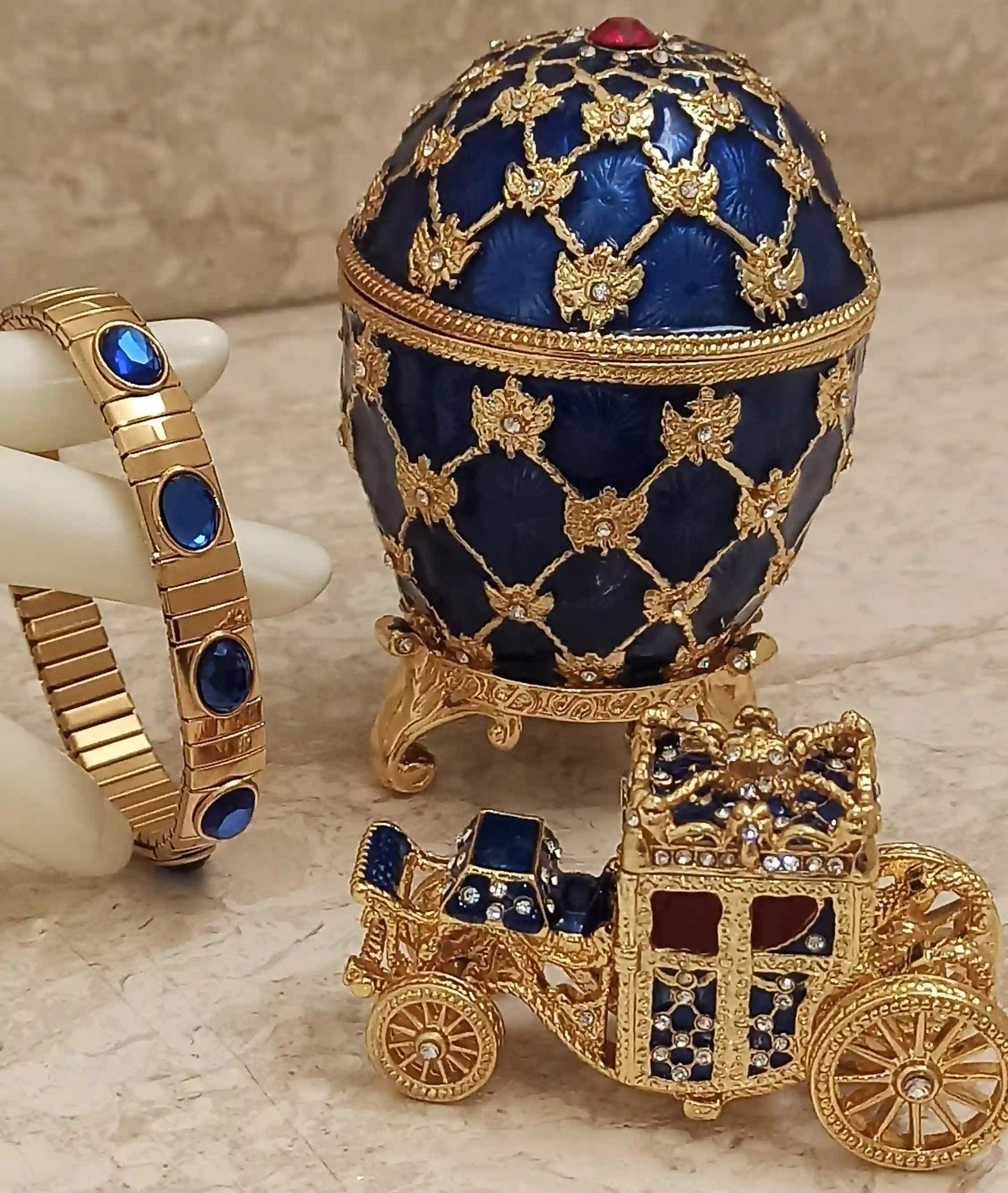 Queens Carriage Egg Faberge Ornament Jewelry Box FAbrege 24k GOLD 10ct Austrian Crystal Sapphire Bracelet Faberge Egg Designer pierrelorren 