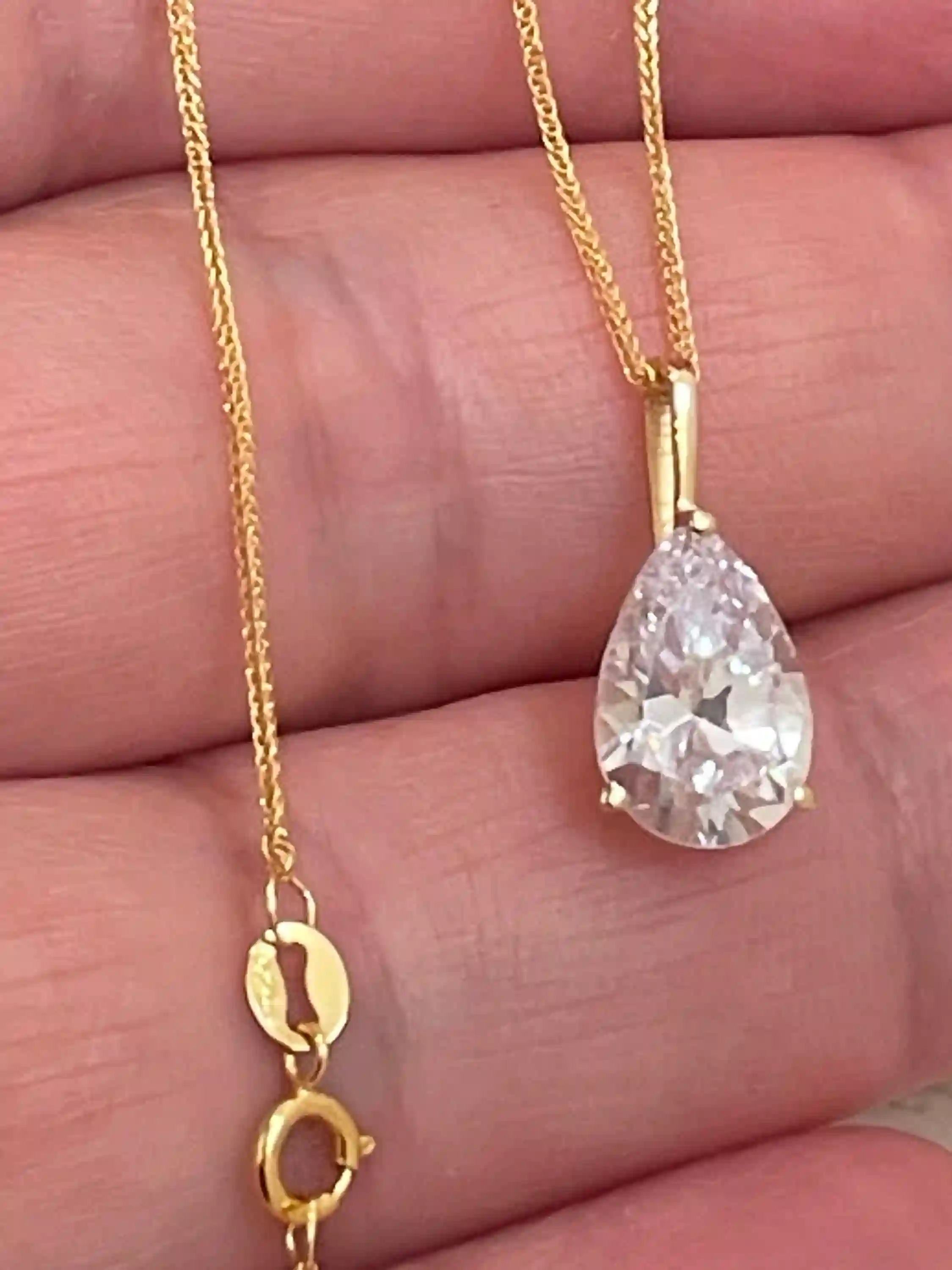 1.65ct SOLID 18k Gold Tear Drop Diamond Solitaire Pendant Pear Shaped Necklace Delicate Bridal Necklace Yellow Gold Pendant Handmade Jewelry 