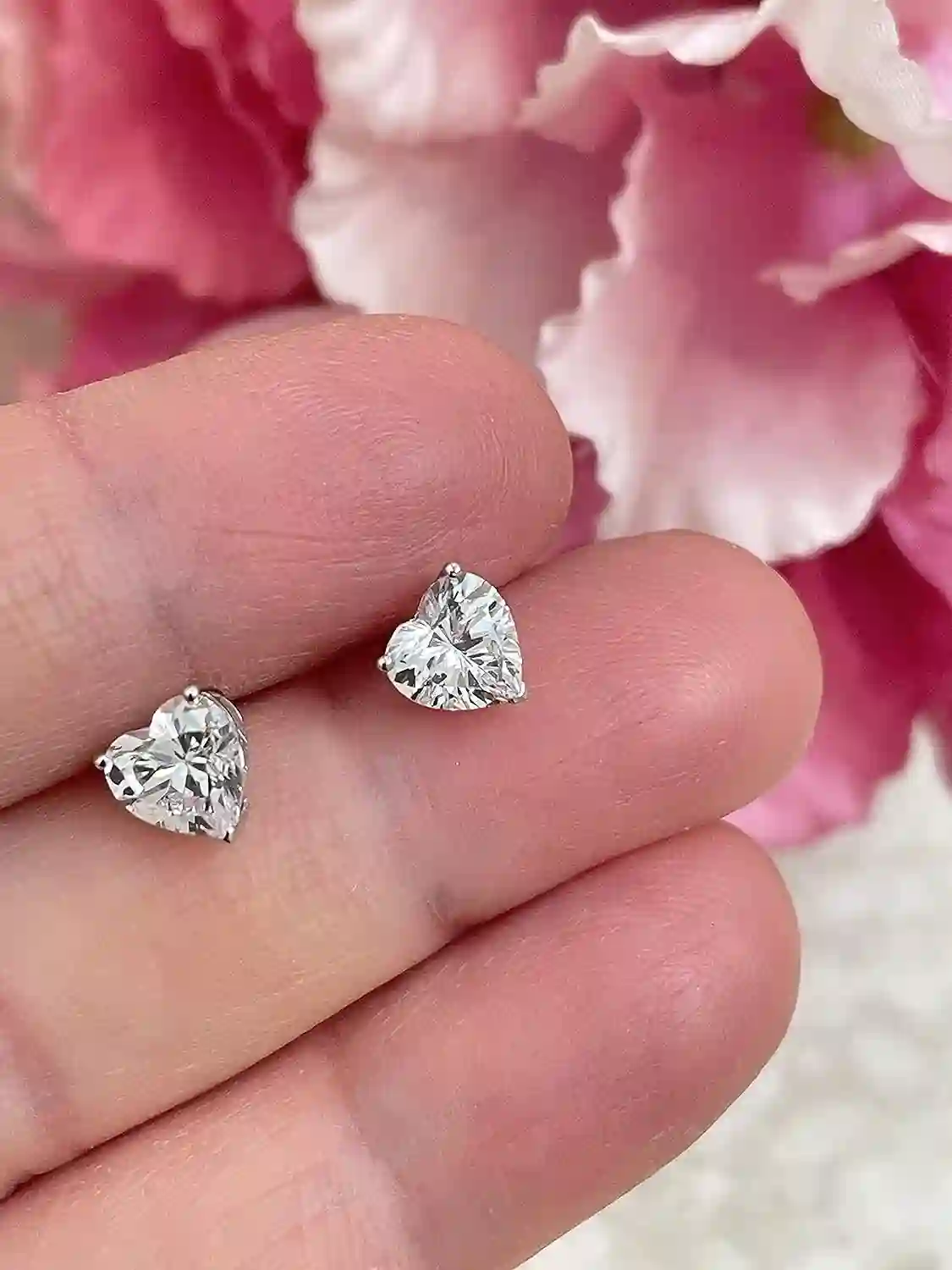 Diamond Heart Stud Earrings, Diamond Earrings, Diamond Stud Earrings, Anniversary gift for her, Heart Diamond Stud, Solid 18k Gold Jewelry 