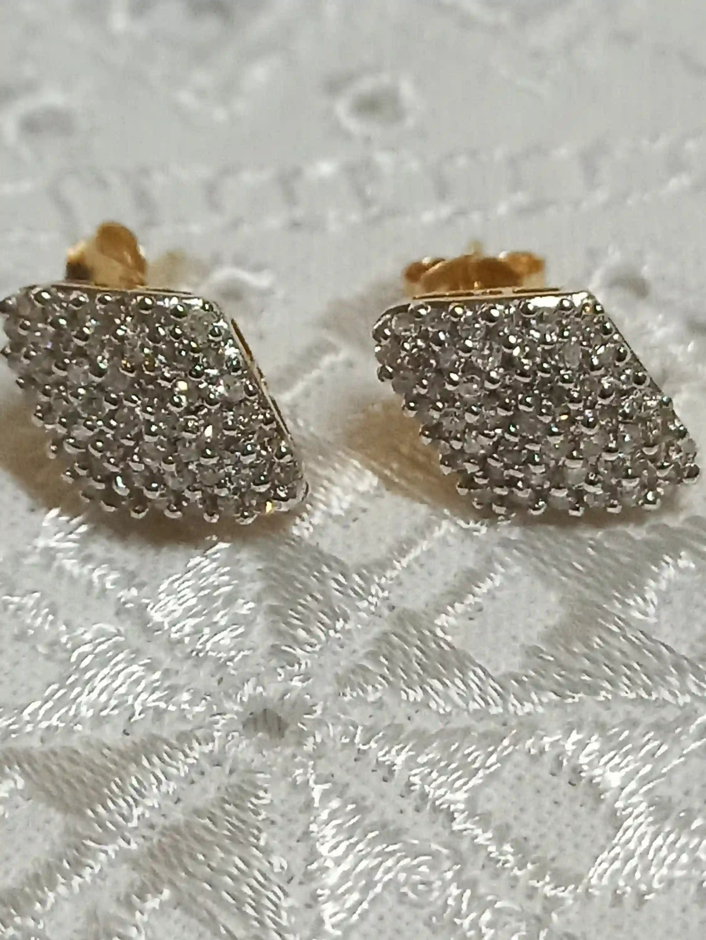 Genuine Diamond Earrings, Diamond Studs, Diamond Vintage Earrings, Diamond Vintage Studs, Minimalist Stud earrings, 18k Studs with Diamonds 