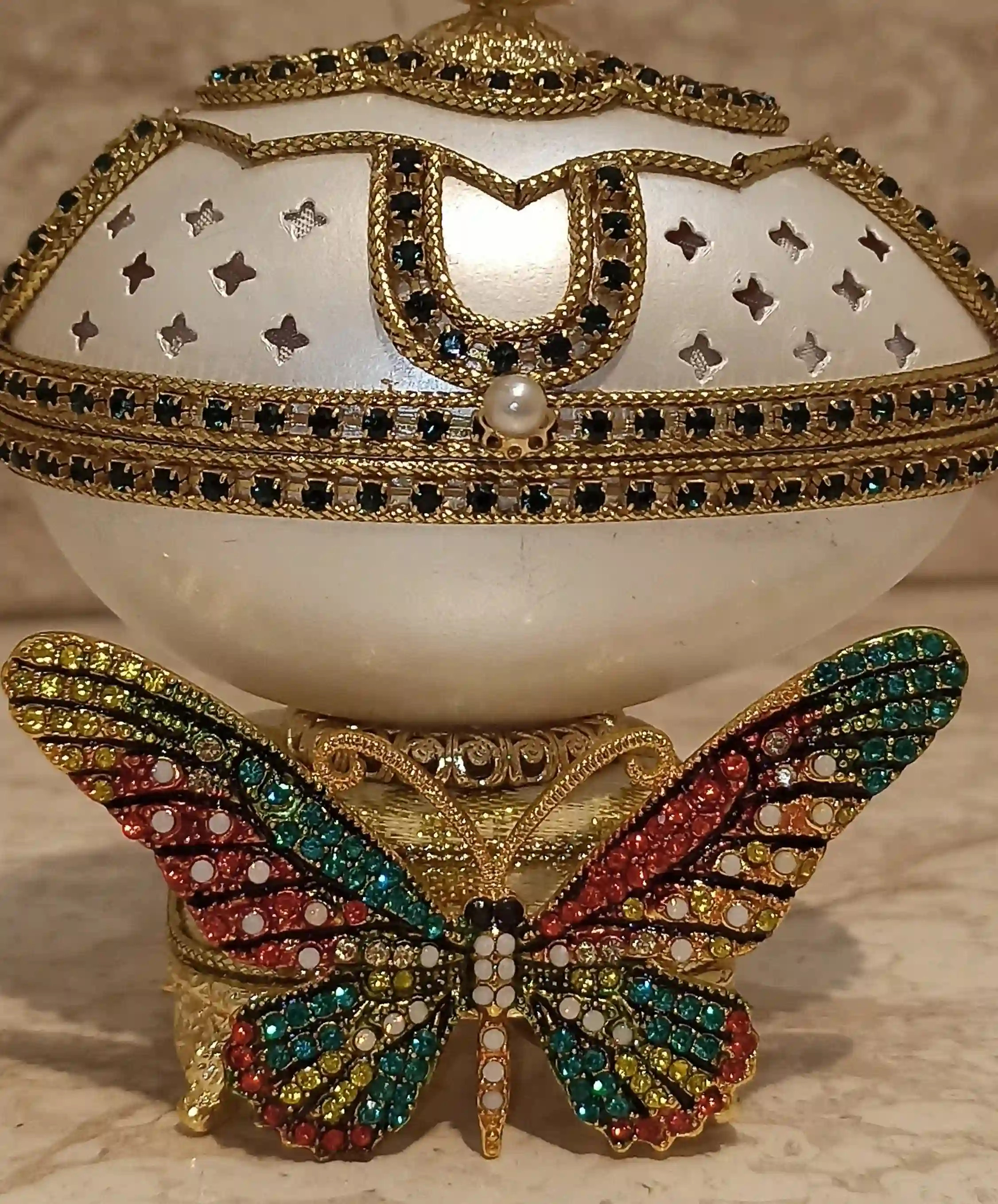 Butterfly Trinket box Rainbow Butterfly Ring Box LUXURY Birthday gift for her Faberge-Style egg Music Box Jewelry Box & Bracelet 24K GOLD REAL Egg 