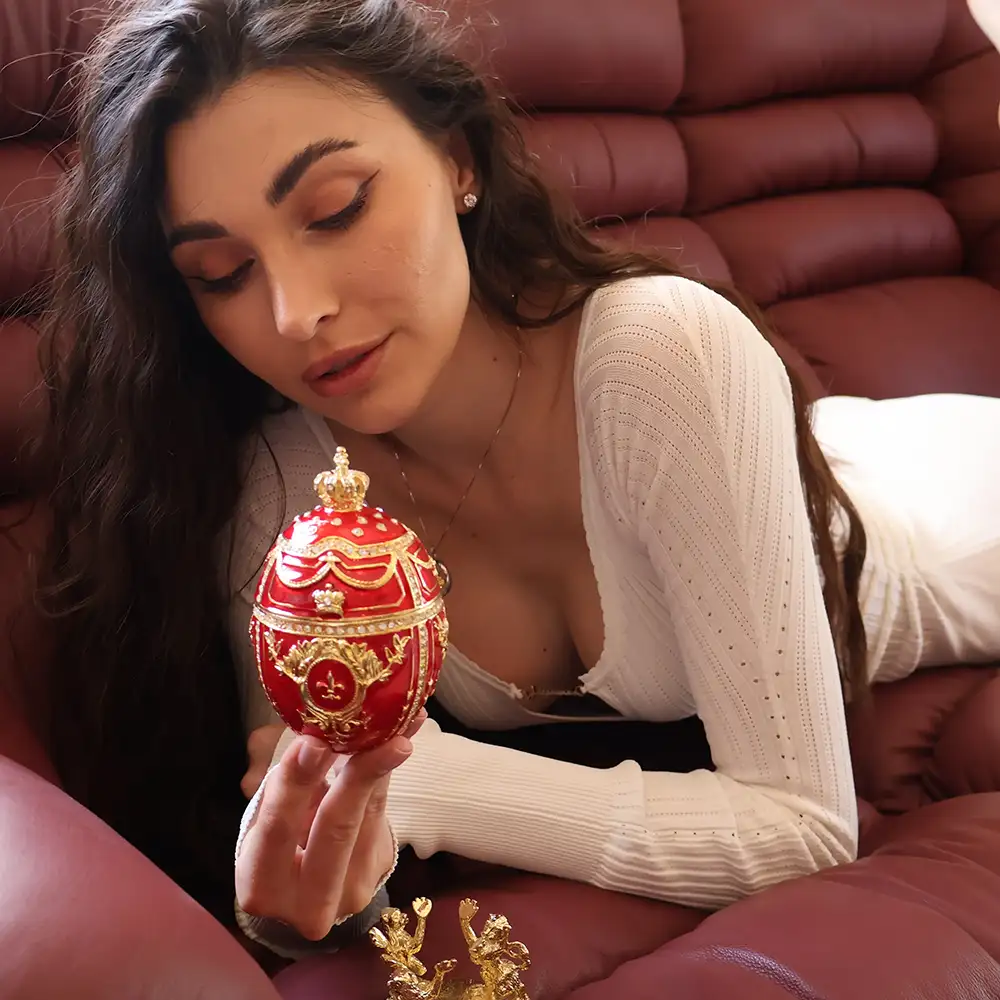Imperial Faberge Egg Trinket Jewel Box with Lions & Emperor's Crown 16.8cm (6.5'') Red 200 HANDSET 5ct Swarvoski Diamond Christmas present 