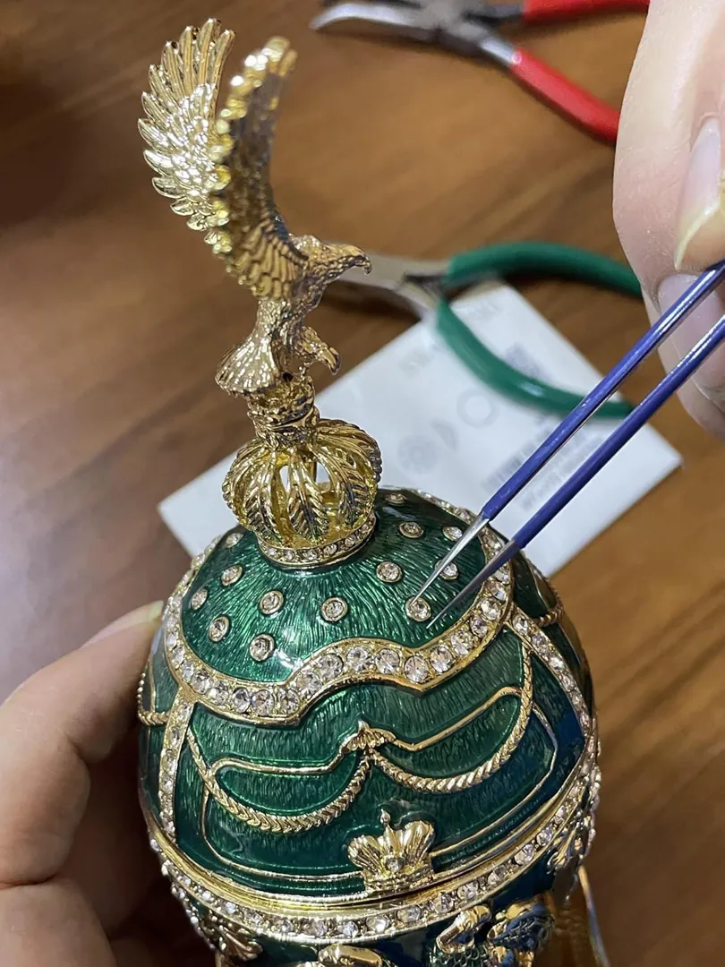 Pierre Lorren Fabergé Egg, Emerald Fabergé Egg, Music Box, Fabergé Trinket Box, Fabergé Pure Gold Decor, Austrian Crystal, Diamond, Wisdom, Christmas.