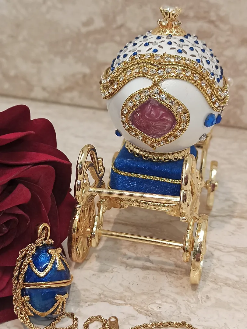 Faberge Egg Carriage Sapphire Jewelry Box Gift for Mom, Mother, Wife. Natural Egg with Swarovski Sapphire and Diamonds, 24k Gold Bracelet and Necklace.