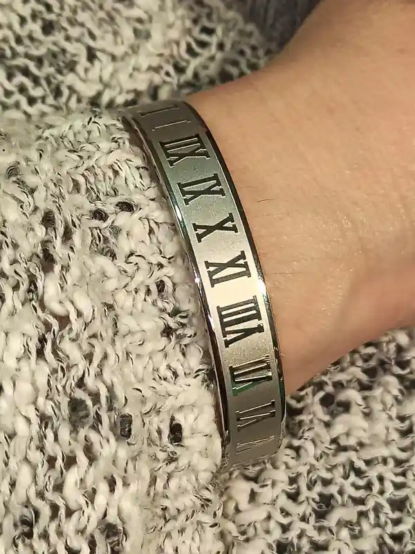Roman Numberal Bracelet SILVER/Roman Numeral Bangle Bracelet/Roman Bracelet/Birthday Bracelet Gift for women/Roman Numeral Jewelry Her Gift 