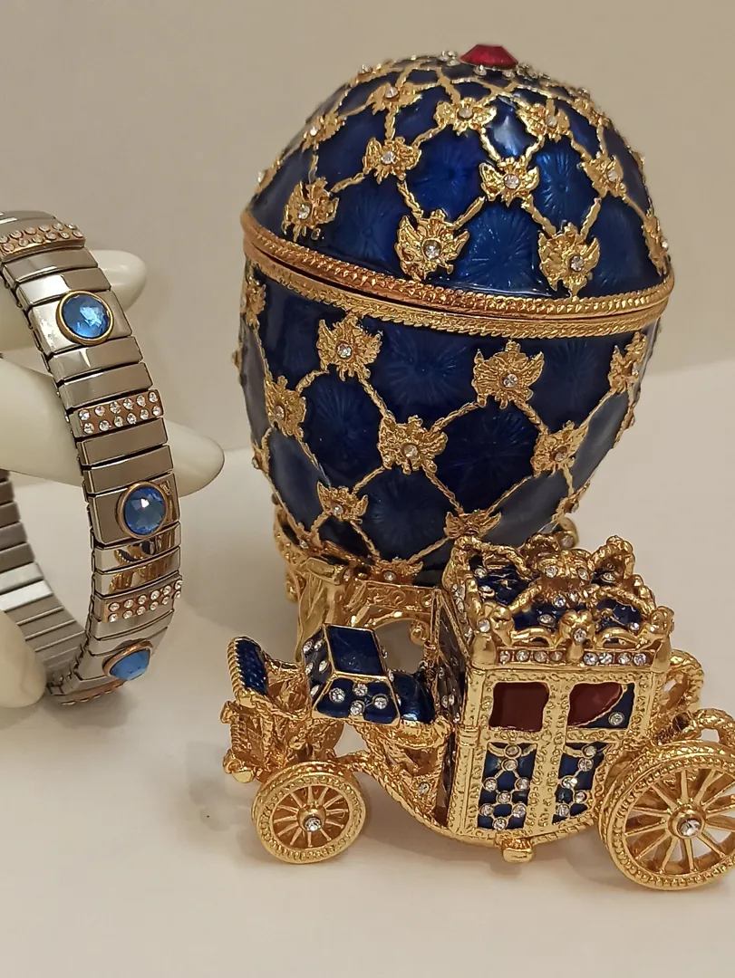 Faberge Egg Ornament for Parents Faberge Egg Trinket Box Home Decoration Handmade New Home Owner Gift Bracelet 24k Gold 10ct Austrian Crystal