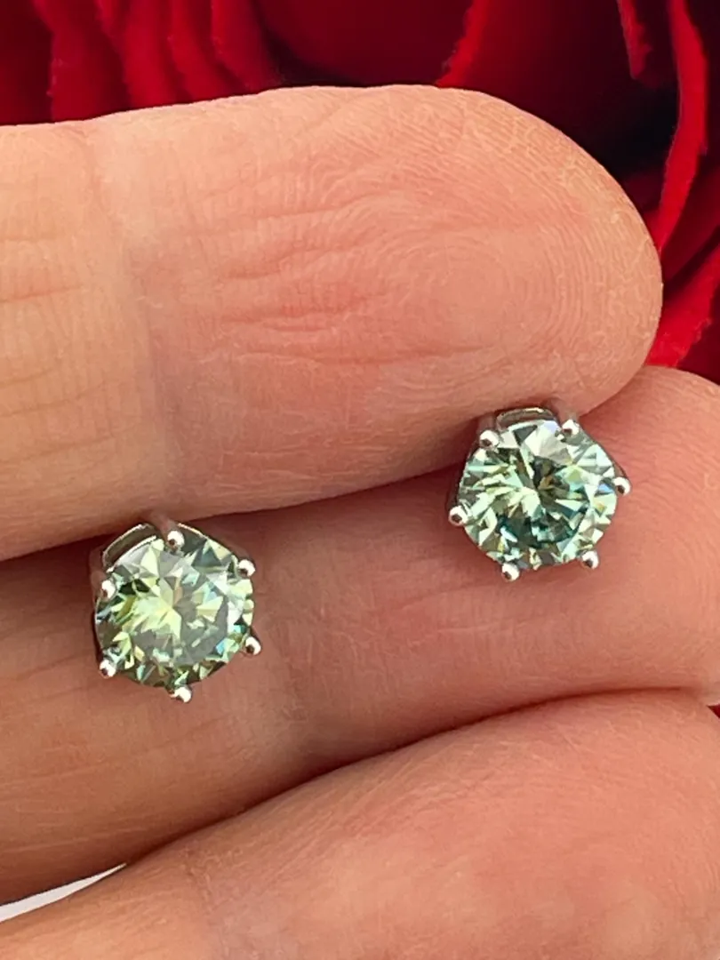 Pierre Lorren Natural Emerald Earrings Studs 2 Carat Emerald Green Earrings Real Gem Earrings Screw-On Studs 6.5mm Handmade Christmas Gift