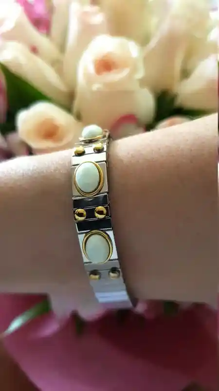 White Agate bangle SWAROVSKI Silver-Agate gemstone bracelet-White stone bracelet-Stacking bracelets- Minimalist jewelry Handmade Womens Gift 