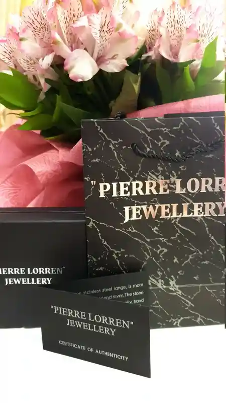 Evening Crystal Jet black bracelet /24kt GOLD Swarovski Wedding Jewelry Black Stretch Crystal bracelet bangle/ Gift for her/ Gift for friend 