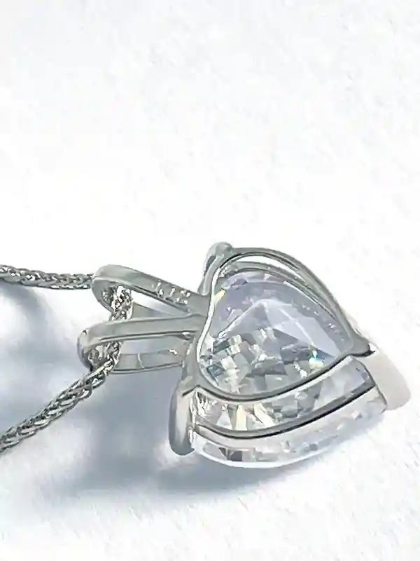 Diamond Pendant, Heart Necklace, Heart Pendant, Diamond Heart, Heart Diamond, Gift for her, 18k Gold Heart Necklace,Valentines Day Christmas 