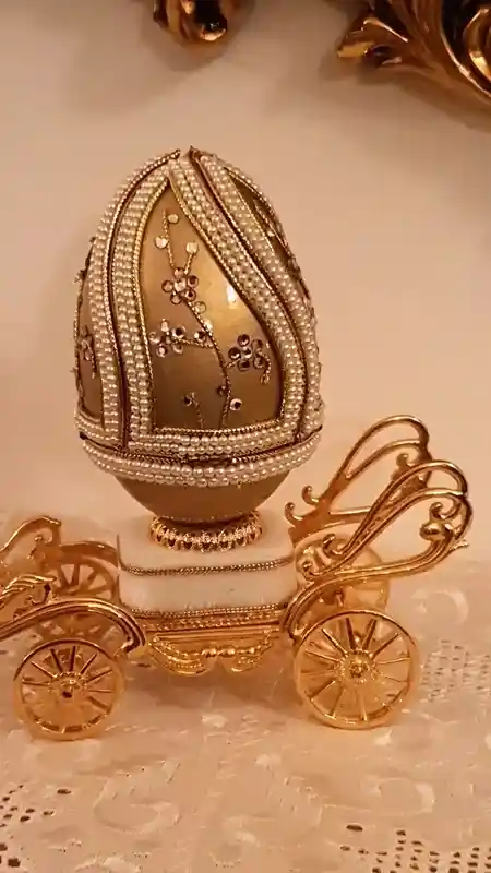 ONLY ONE Faberge egg style Music Antique Ring box Bridal Wedding Anniversary Faberge egg Trinket Luxury gift for bride HANDCARVED Real Egg 