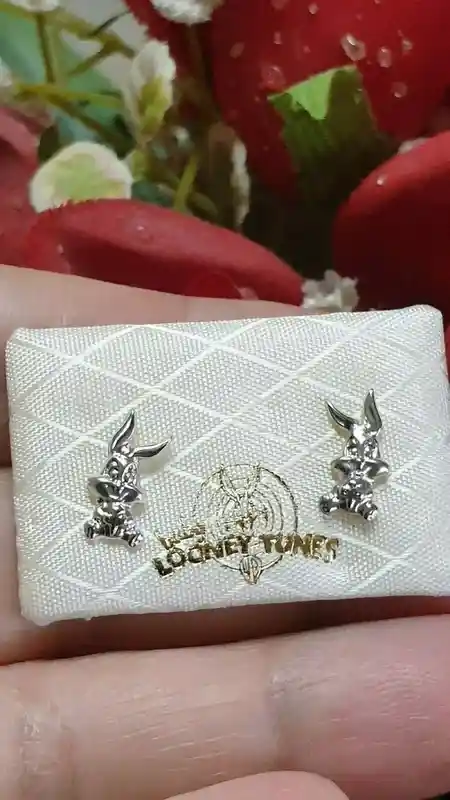 Bugs Bunny Earrings - Bugs Bunny Jewelry - Original Warner Bros -Looney Tunes Earrings - SOLID 18k GOLD - Rabbit Earrings - Rabbit Jewellery 