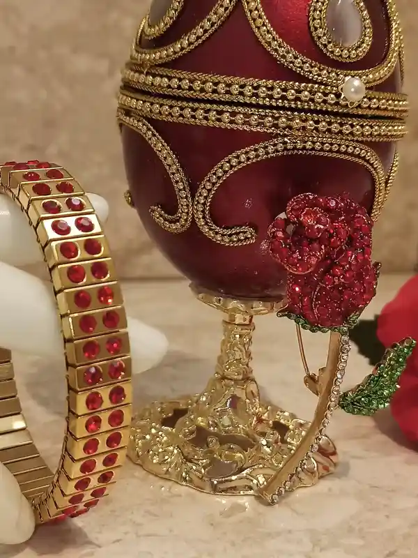 Mothers day Jewelry Box,Rose Trinket Jewelry Box,Red Rose Jewelry Set,FABERGE style Egg,Faberge,MUSIC Box Mom,Wife Birthday,RUBY Bangle 24k 