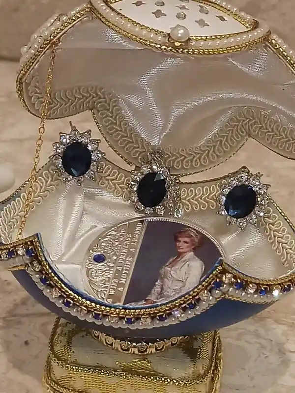 Royal gifts for Her, Princess Diana JEWELRY Set, Faberge-Style Egg,Diana Earrings, Diana Necklace, Diana Bracelet,Diana Coin,FABERGE egg MUSIC box 