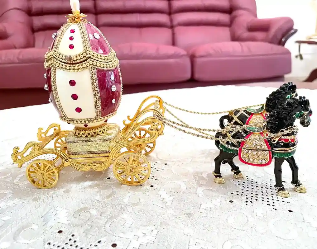 Antique - ONE Of a Kind - Faberge-Style Egg style - Black Beauty gift - HAND Carved - Faberge Egg Music box - 24k GOLD - Mother's Day - Faberge 